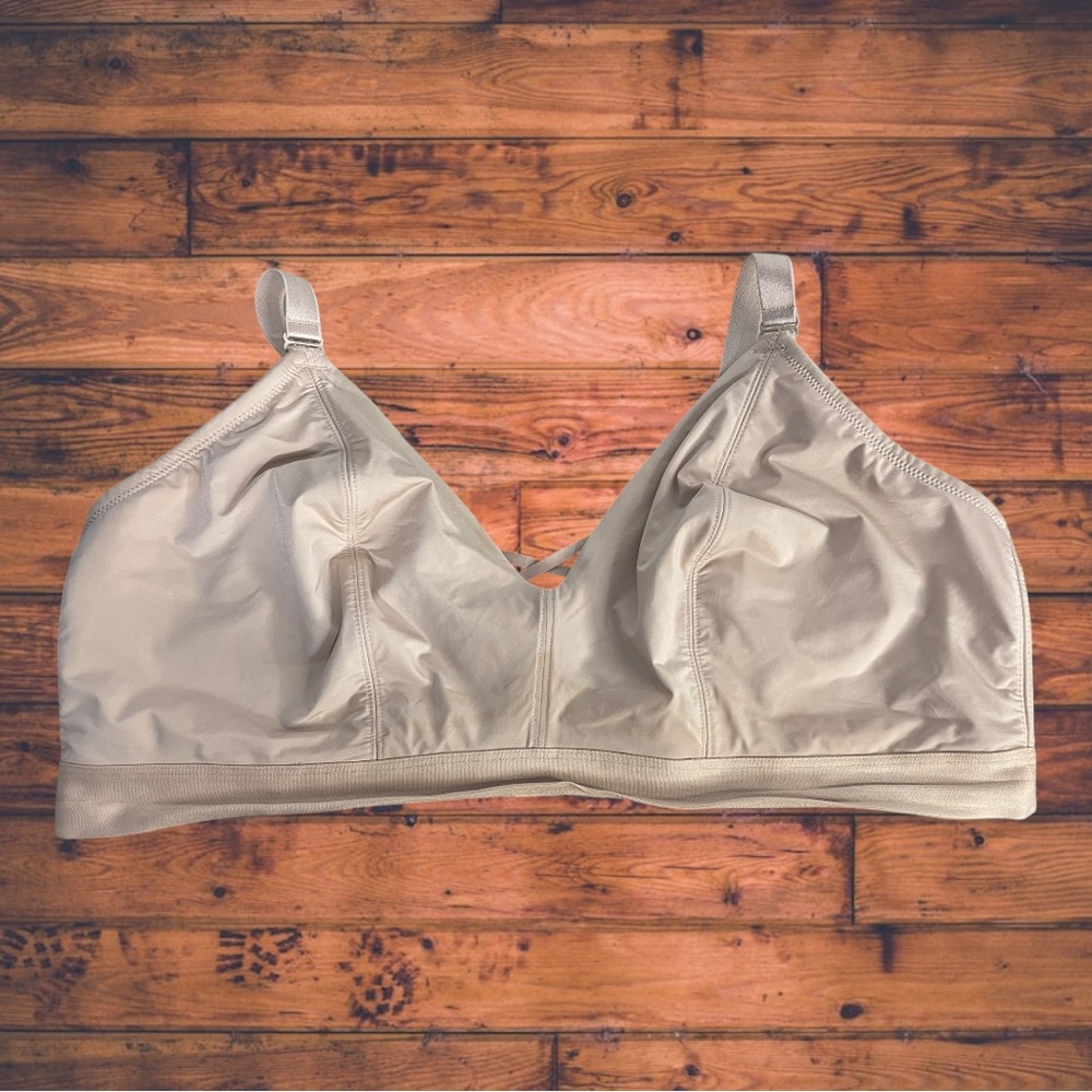 Torrid Curve Wireless Cream Bralette 2DDD-G‎ (42G-44G)